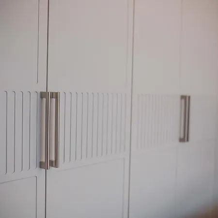 Comfortable Newly Built 2-bedroom Just By The Pool Апартаменты *